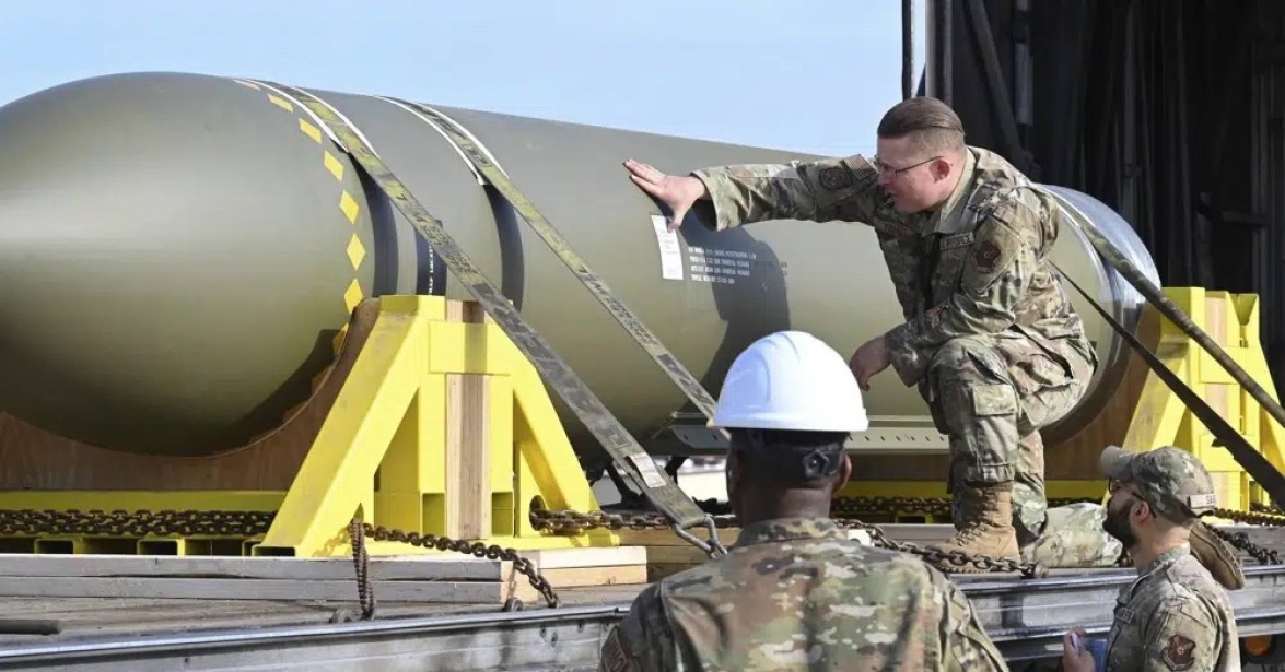 La svolta in nome di Bibi. Usa in guerra per la libertà